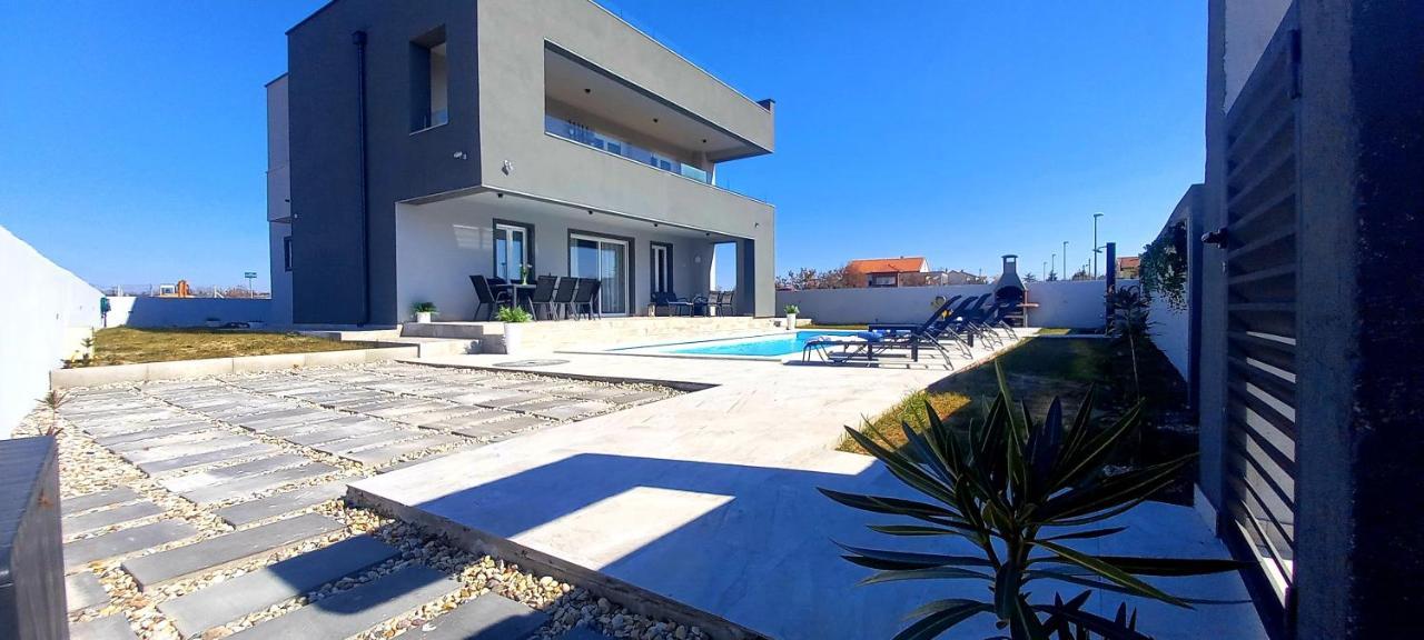 Villa Tia With Heated Pool & Jacuzzi Murvica  Kültér fotó